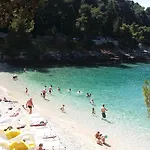 Lara Gortanova Bay