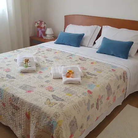 Lara Gortanova Bay Apartament