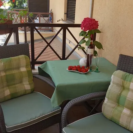 Apartament Lara Gortanova Bay